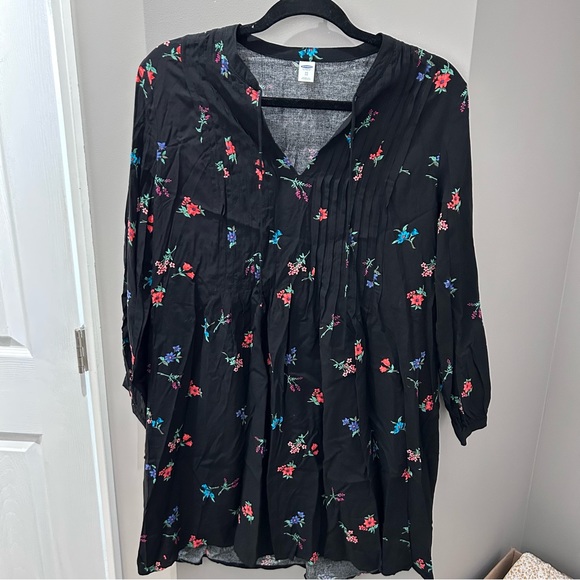 Old Navy Dresses & Skirts - Old Navy Black Floral Dress-XS